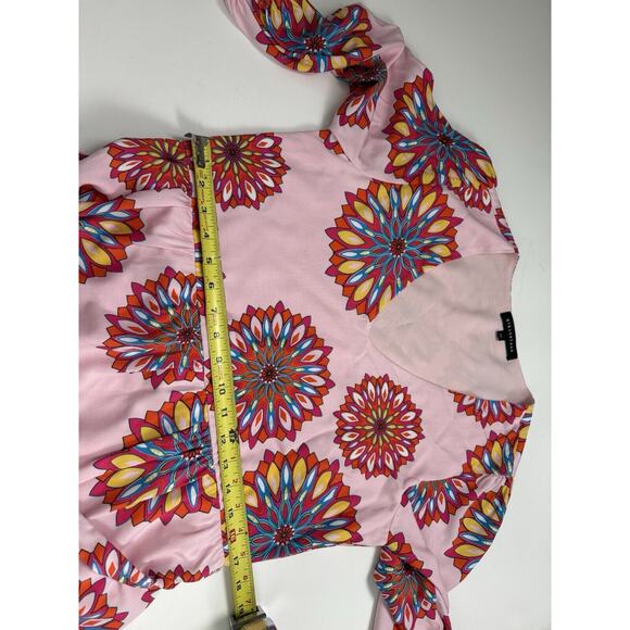 GibsonLook Mandala Mini Dress Pink Multi V Neck Boho Ruffle Hem xs - Picture 9 of 9